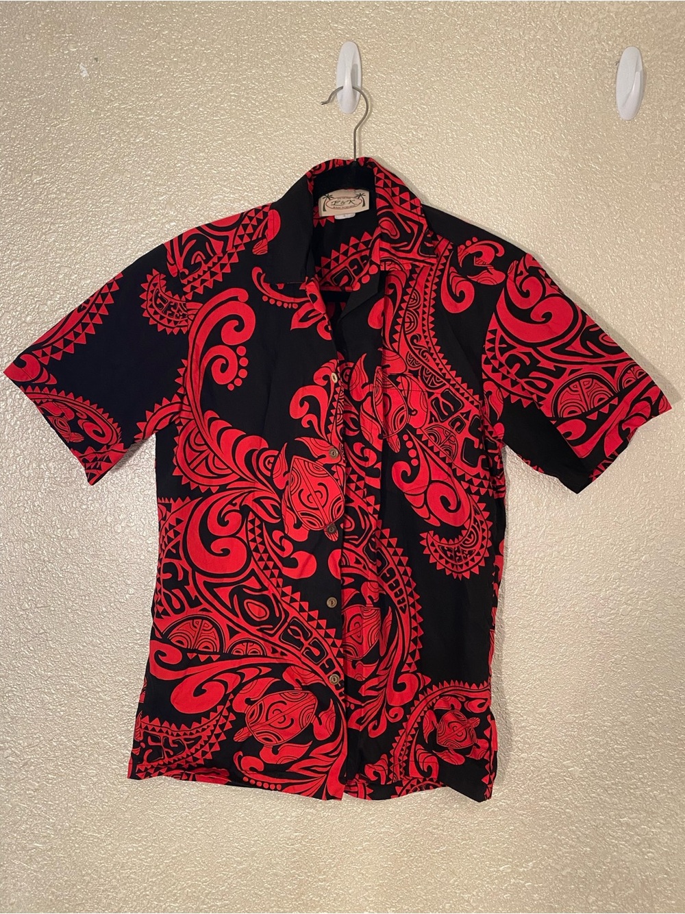 Men's Black Short-Sleeve Button-Down Shirt with Red Tribal Print